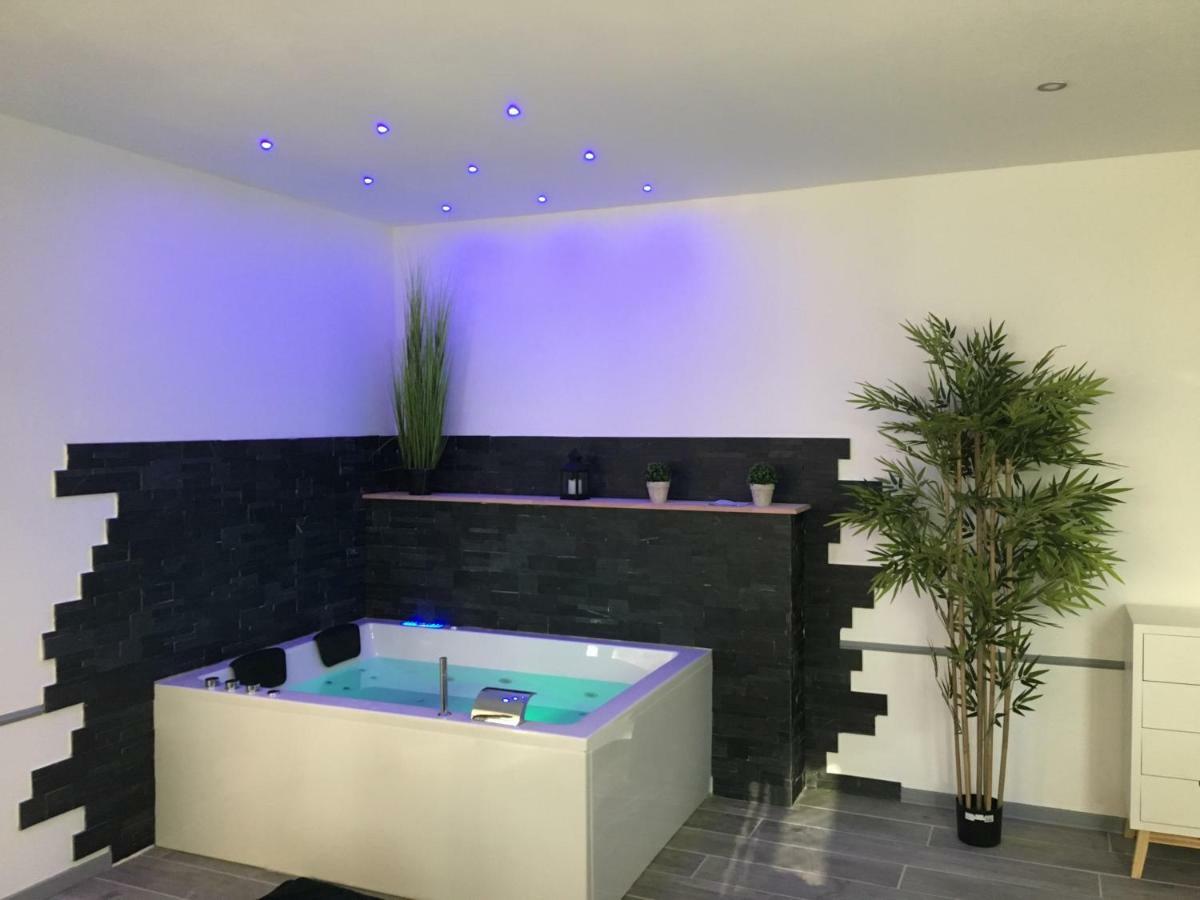 Appartement Lovely & Sauna Bourges